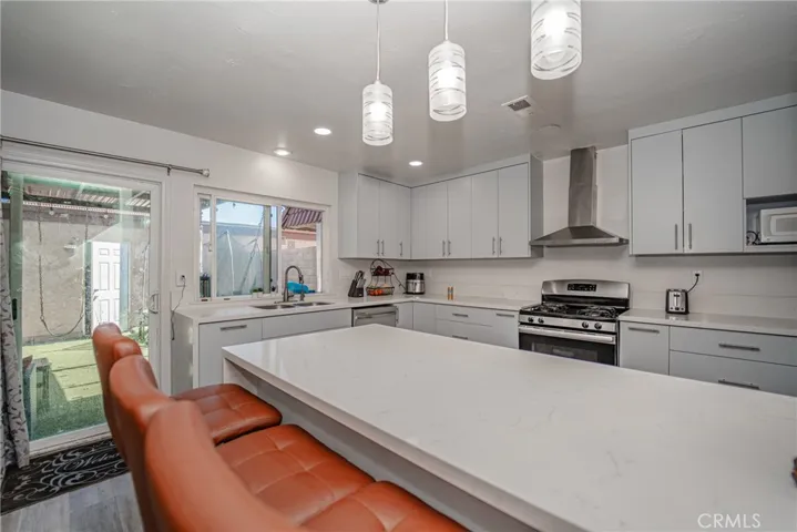 11321 Hart, Cypress, California 90630