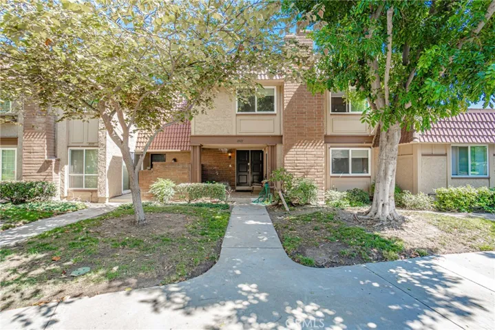 11321 Hart, Cypress, California 90630