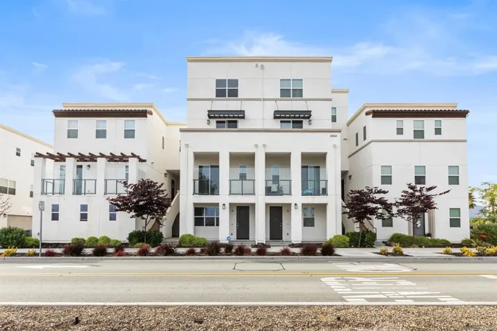 2054 Luzon 4, Chula Vista, California 91915