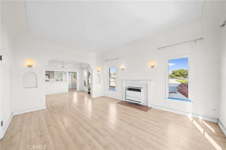 2441 Fairmount, Los Angeles, California 90033