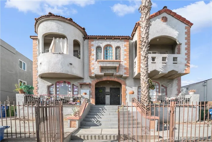 2441 Fairmount, Los Angeles, California 90033