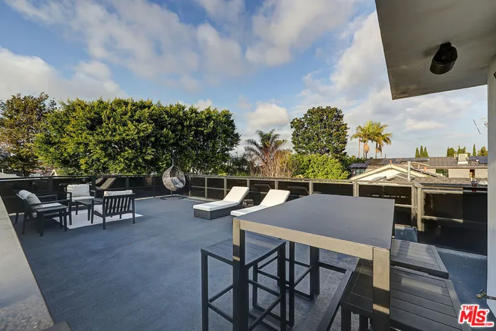 846 Dickson Street, Marina Del Rey, California 90292