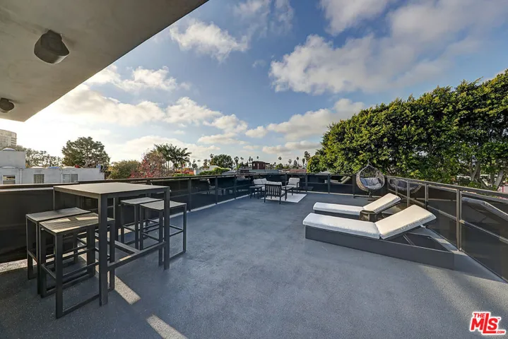 846 Dickson Street, Marina Del Rey, California 90292