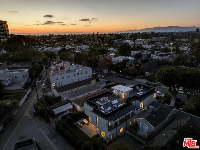 846 Dickson Street, Marina Del Rey, California 90292
