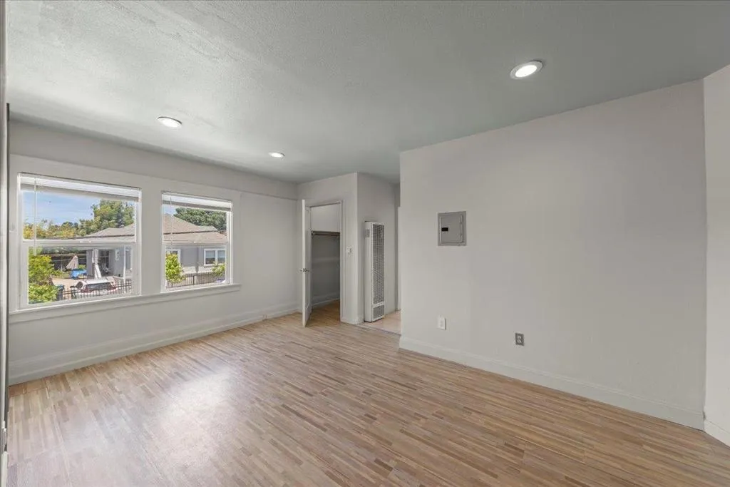 1914 51st Avenue, Oakland, California 94601 — photo 4