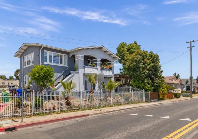 1914 51st Avenue, Oakland, California 94601