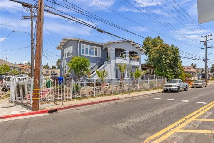 1914 51st Avenue, Oakland, California 94601