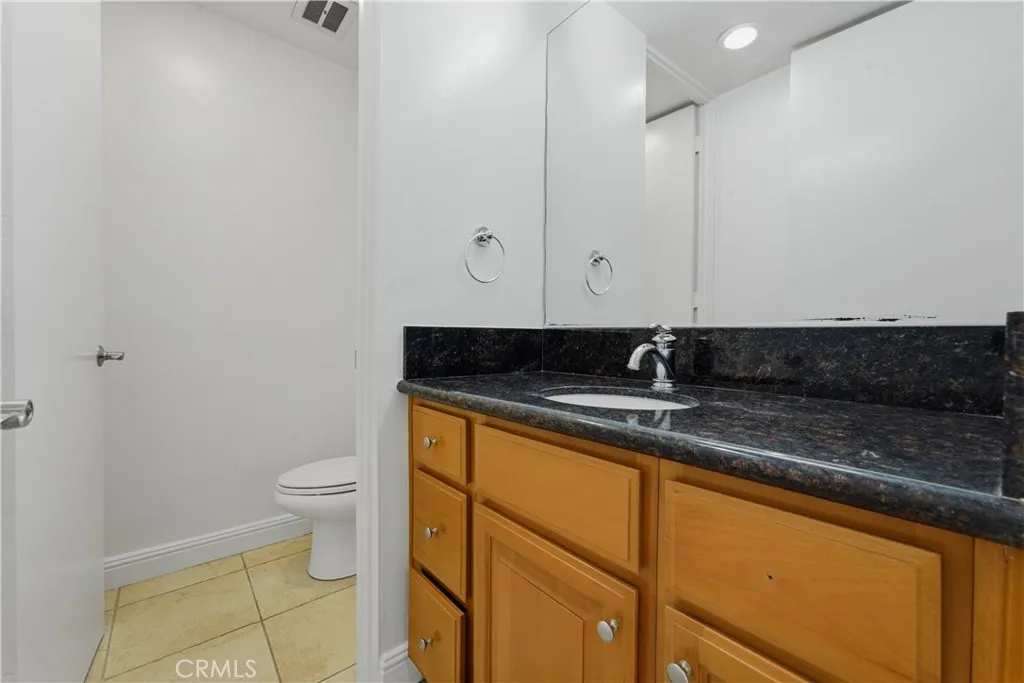 DOWNSTAIRS BATHROOM