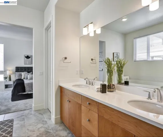 1749 Kilowatt Way 302, Fremont, California 94539