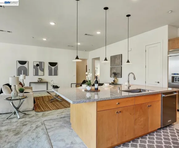 1749 Kilowatt Way 302, Fremont, California 94539