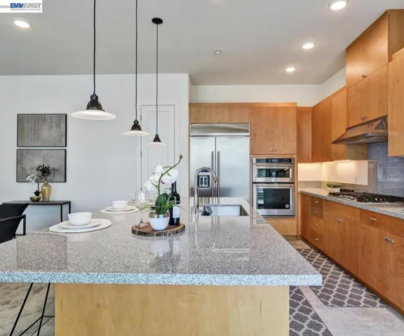 1749 Kilowatt Way 302, Fremont, California 94539