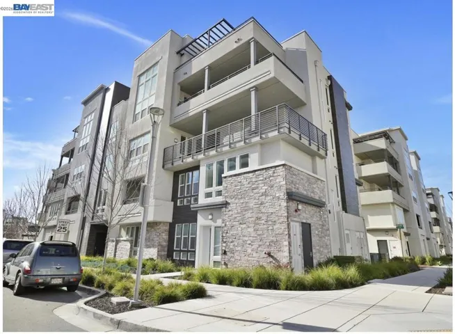 1749 Kilowatt Way 302, Fremont, California 94539