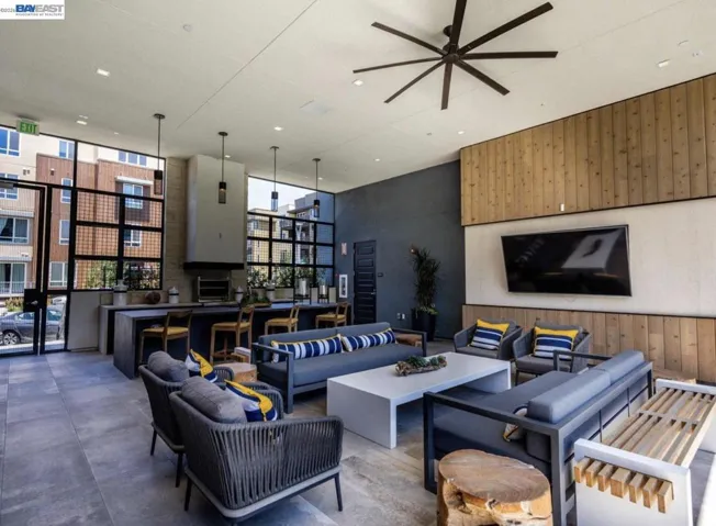 1749 Kilowatt Way 302, Fremont, California 94539