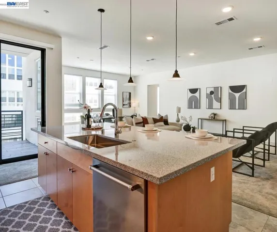1749 Kilowatt Way 302, Fremont, California 94539