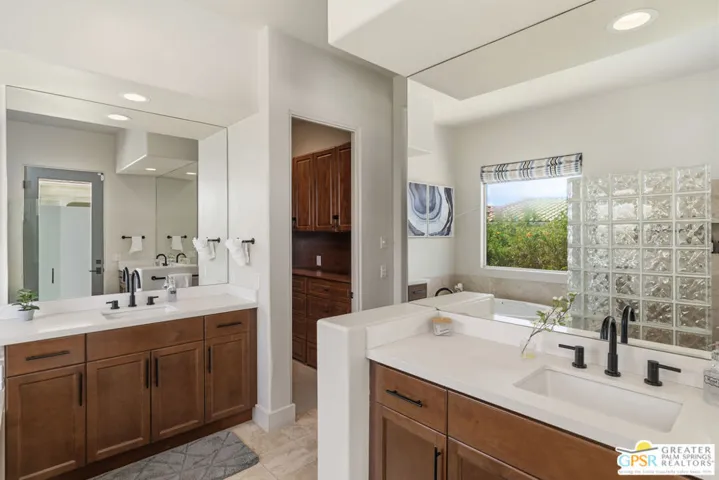 2220 N Hermosa Drive, Palm Springs, California 92262
