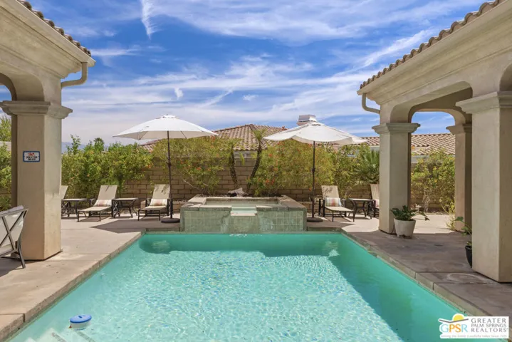 2220 N Hermosa Drive, Palm Springs, California 92262