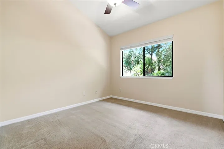 10837 Roycroft #27