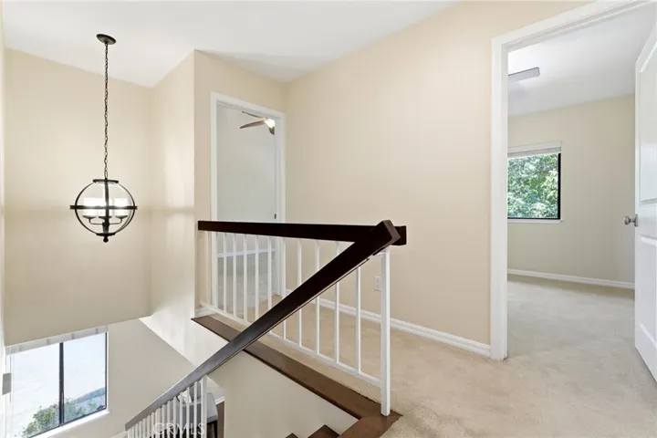 10837 Roycroft #27