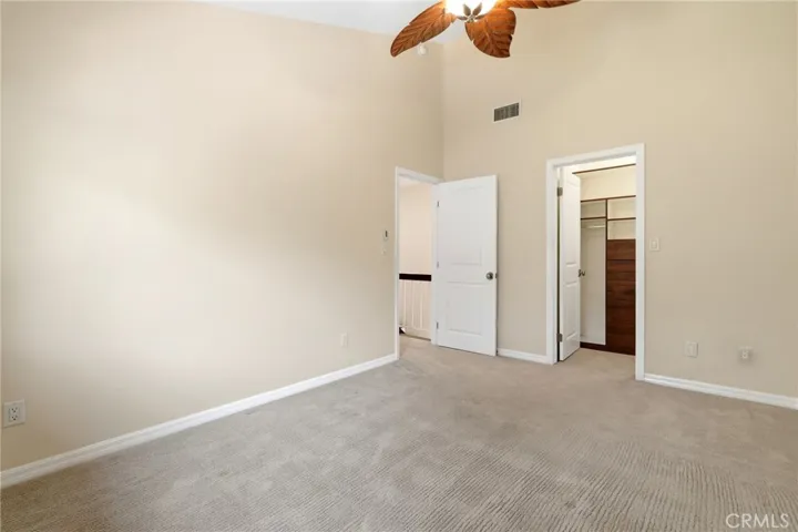 10837 Roycroft #27