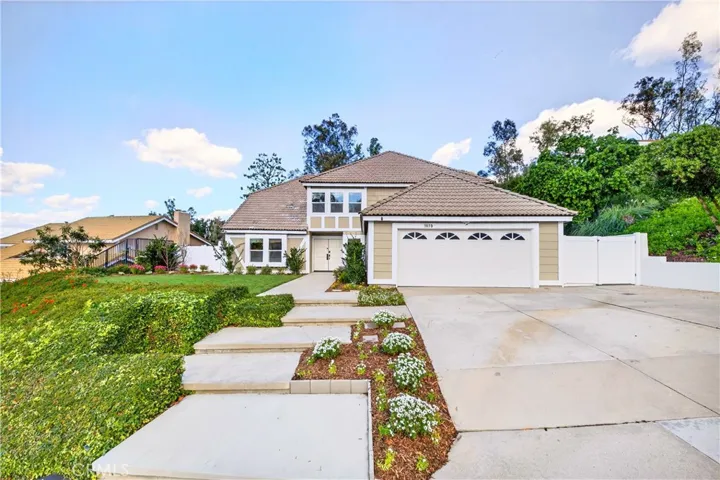 1070 S Road Runner, Anaheim, California 92807