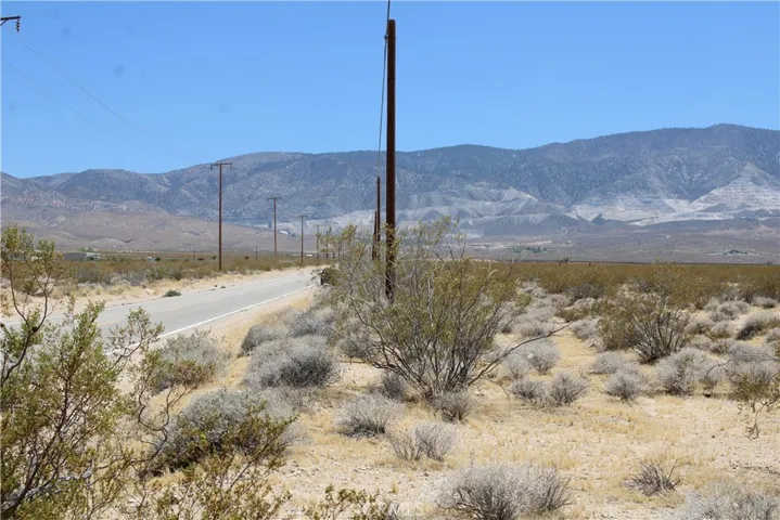 9 Ac Camp Rock Road, Lucerne Valley, California 92356