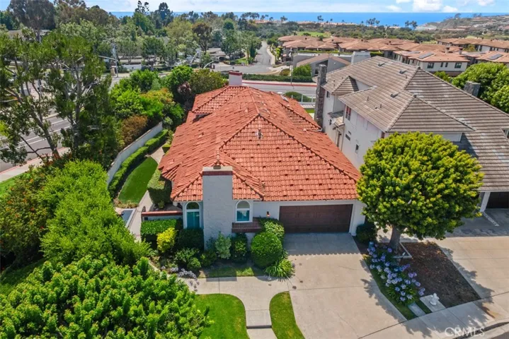 23 Los Monteros, Dana Point, California 92629