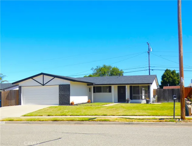311 Jullien, Santa Maria, California 93455