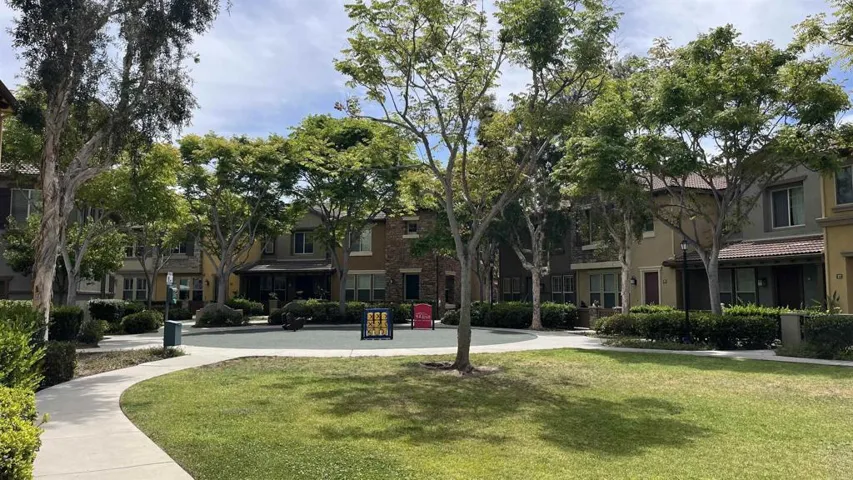 10710 Canyon Grove Trail 31, San Diego, California 92130