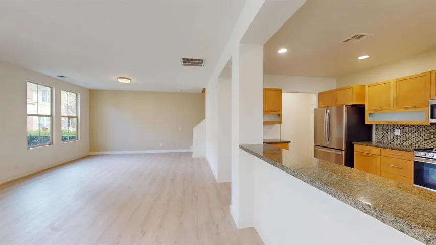 10710 Canyon Grove Trail 31, San Diego, California 92130