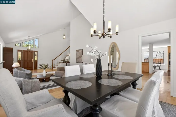 521 Buttonwood Dr., Danville, California 94506-2161