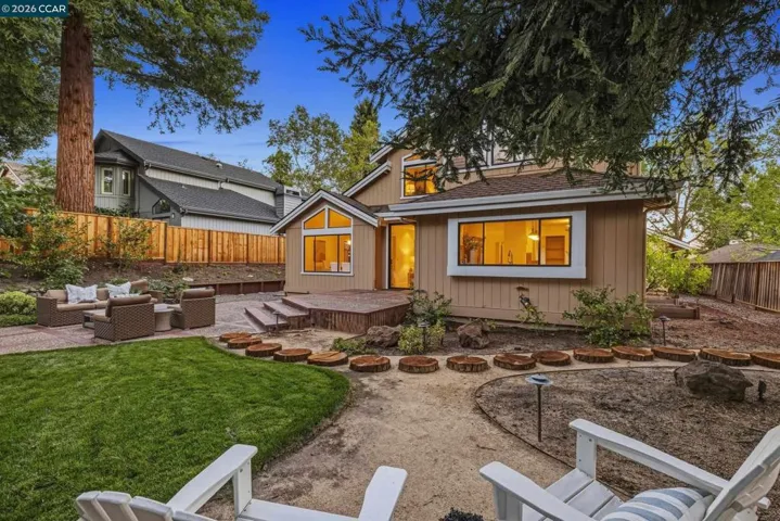 521 Buttonwood Dr., Danville, California 94506-2161