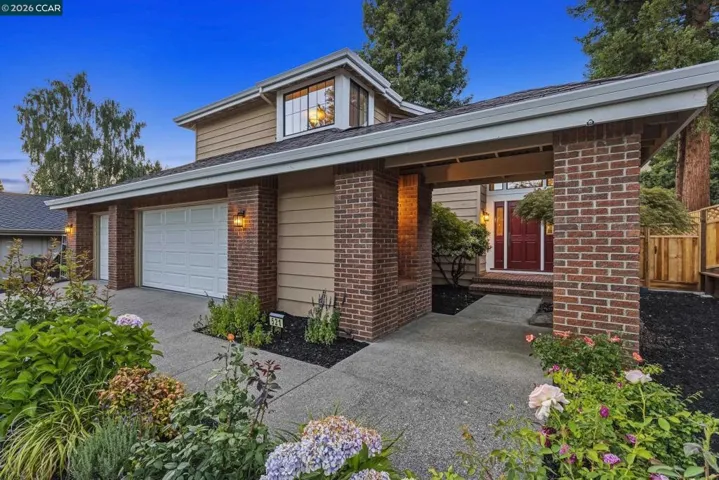 521 Buttonwood Dr., Danville, California 94506-2161