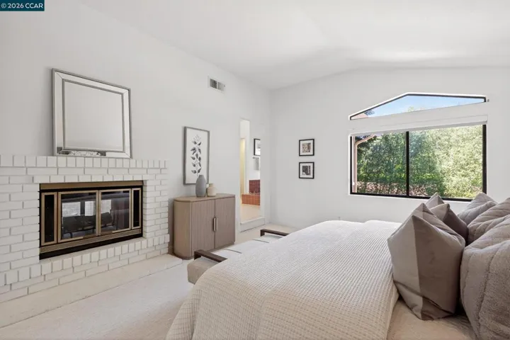 521 Buttonwood Dr., Danville, California 94506-2161