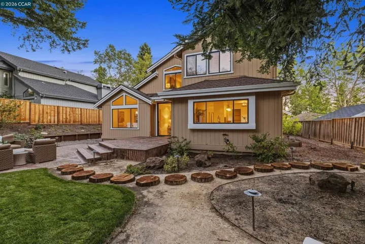 521 Buttonwood Dr., Danville, California 94506-2161