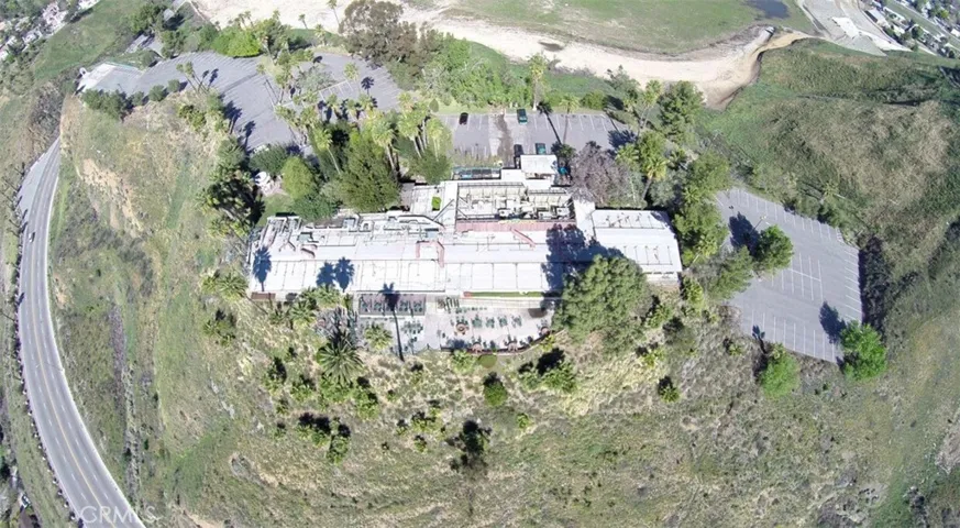 670 Kendall, San Bernardino, California 92407 — photo 4
