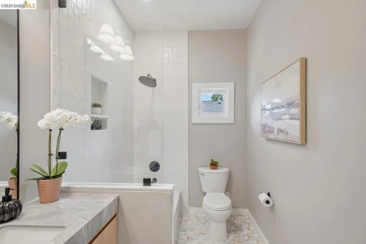 1009 Addison St, Berkeley, California 94710