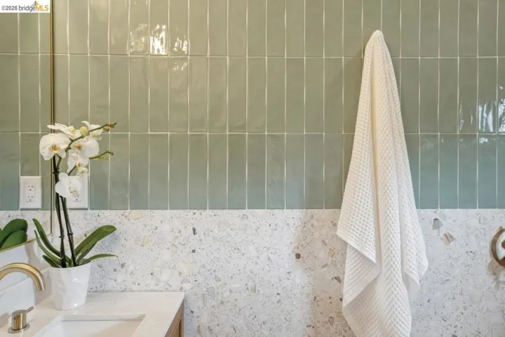 1009 Addison St, Berkeley, California 94710