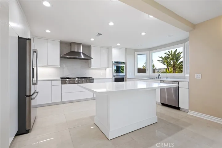 24675 Vista Cerritos, Calabasas, California 91302
