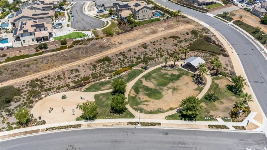 Second park at walking distance from home