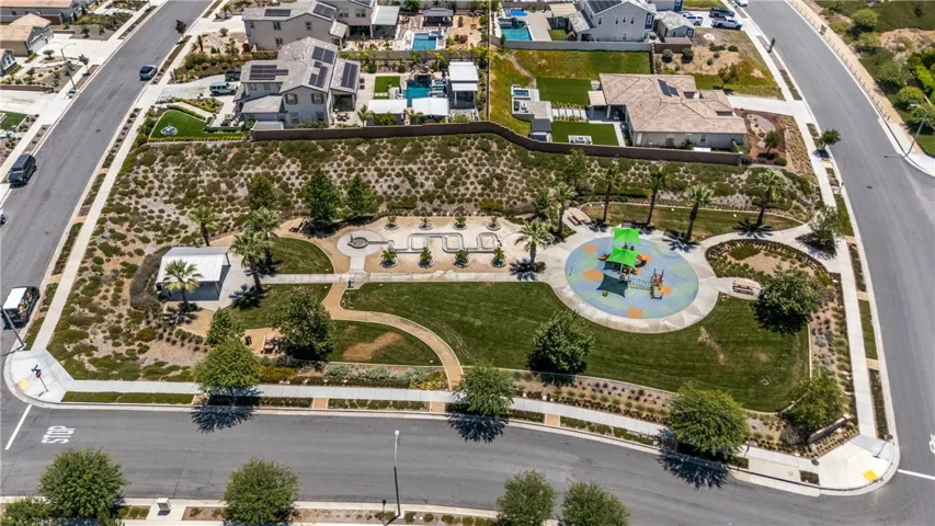 One of two parks at walking distance from home. With Tot-lot