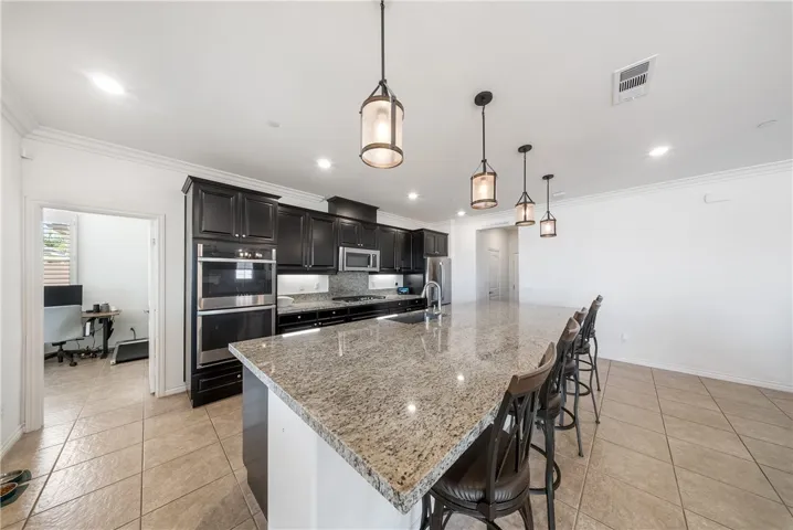 13862 Mardi Gras, Riverside, California 92503