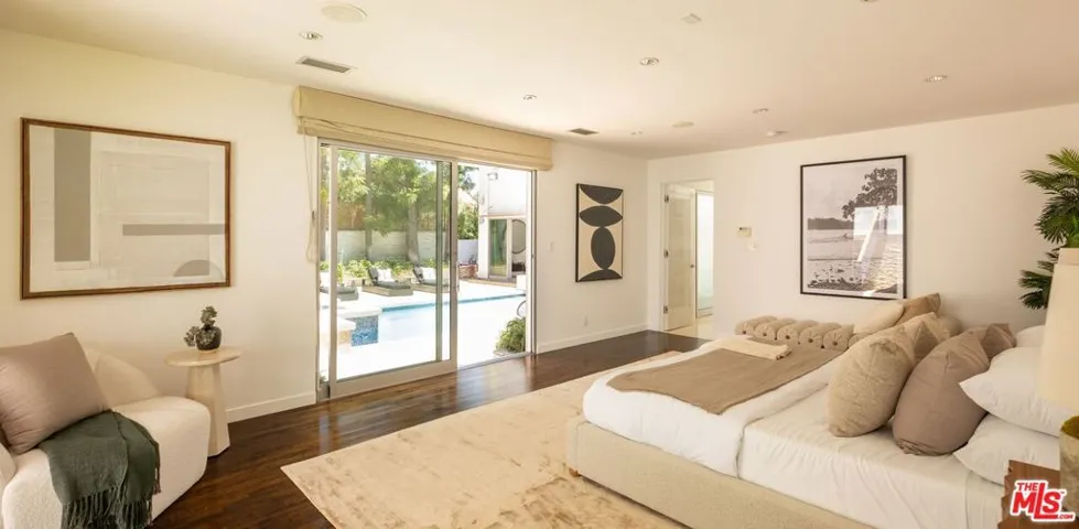 9229 Robin Drive, West Hollywood, California 90069
