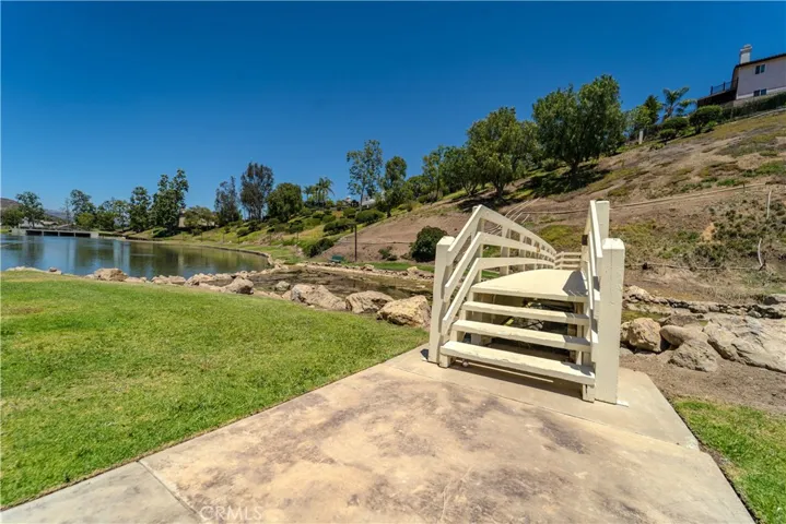 405 Huyler Lane D, Simi Valley, California 93065
