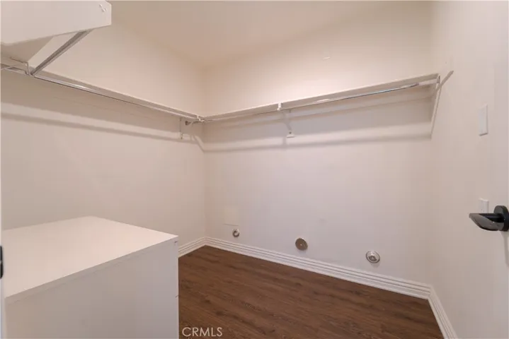 Walk in closet