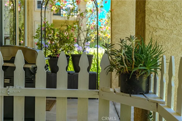 405 Huyler Lane D, Simi Valley, California 93065