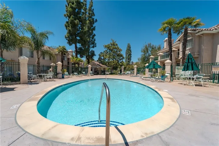 405 Huyler Lane D, Simi Valley, California 93065