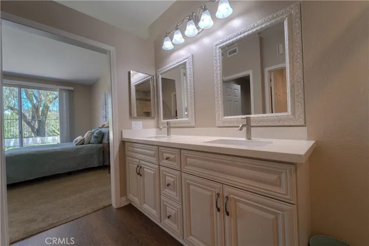405 Huyler Lane D, Simi Valley, California 93065