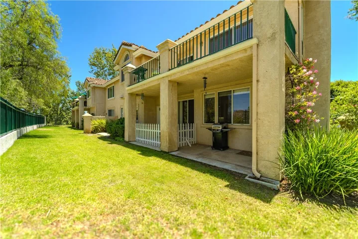 405 Huyler Lane D, Simi Valley, California 93065