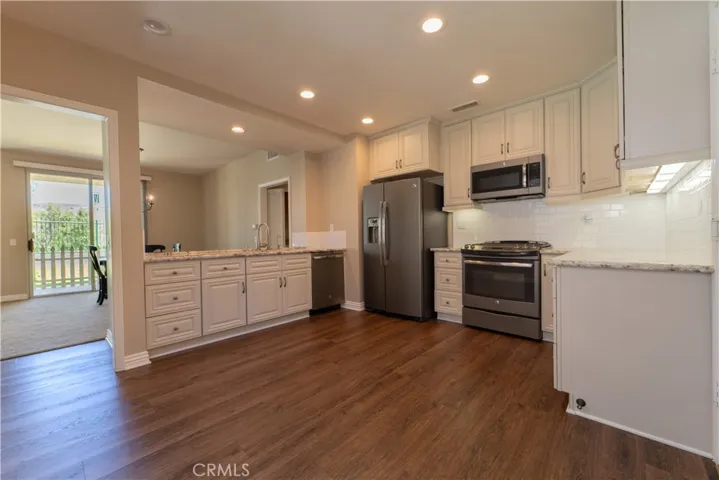 405 Huyler Lane D, Simi Valley, California 93065