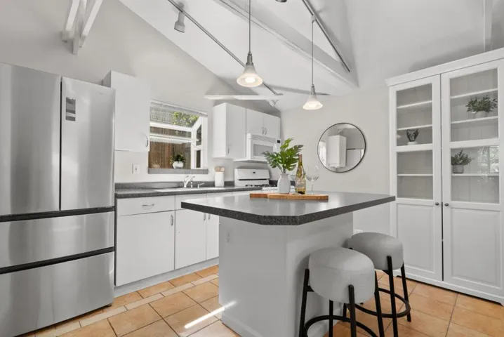 60 N Milton Avenue, Campbell, California 95008